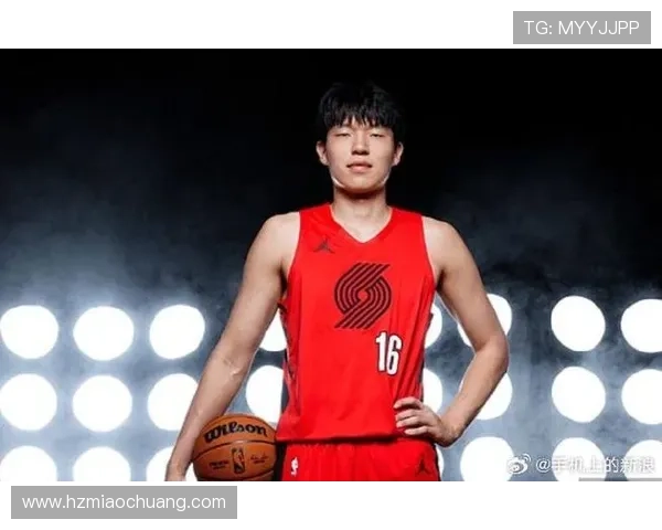 杨瀚森首记三分助攻开拓者但遗憾不敌雷霆吞下失利